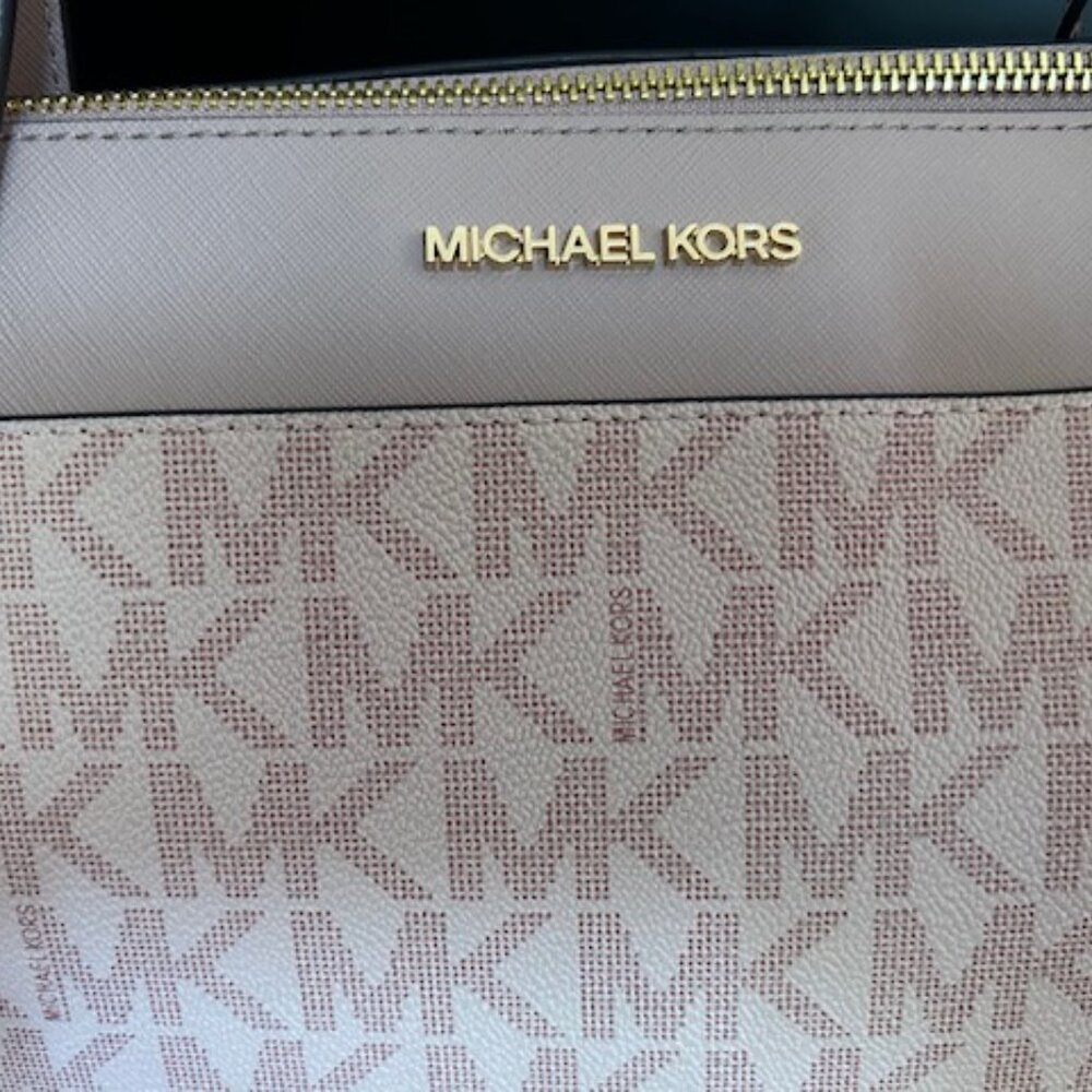 MICHAEL KORS - PINK 2 TONE LEATHER BAG **NEW**